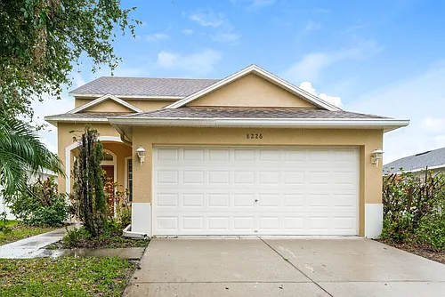 8226 Summer Wood Ln Photo 1