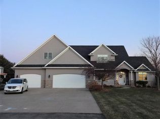 N136 Horizon Dr, Neenah, WI 54956