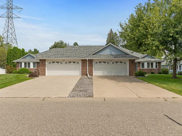 7008 24th St N, Oakdale, MN 55128