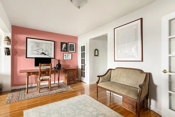 Sold by Douglas Elliman | media 21