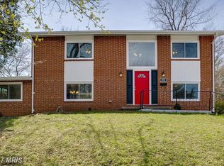 816 Smoke Tree Rd, Baltimore, MD 21208