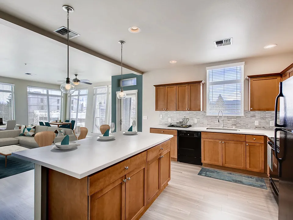 Chelsea Heights apartments community photo