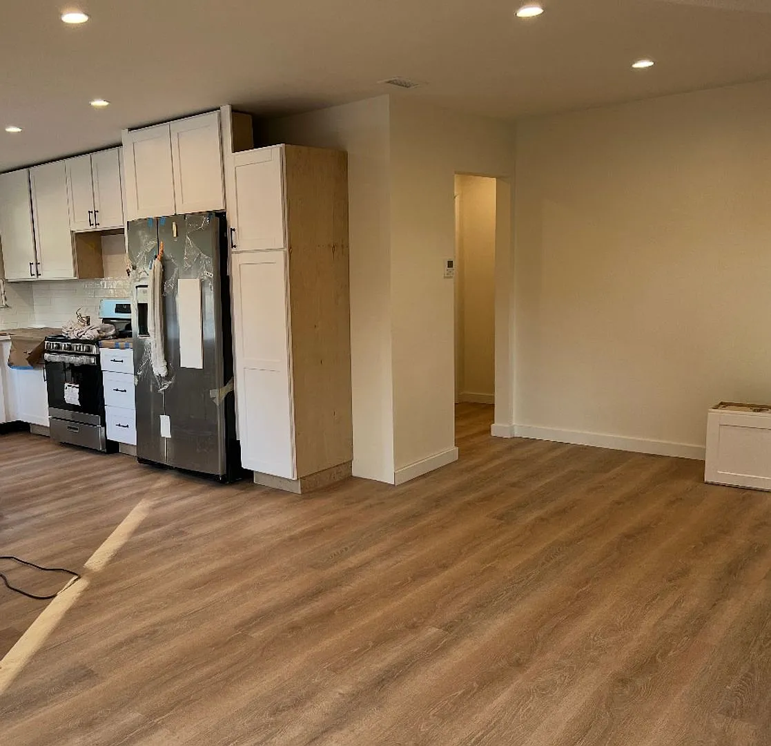256 Alvarado — Photo 2
