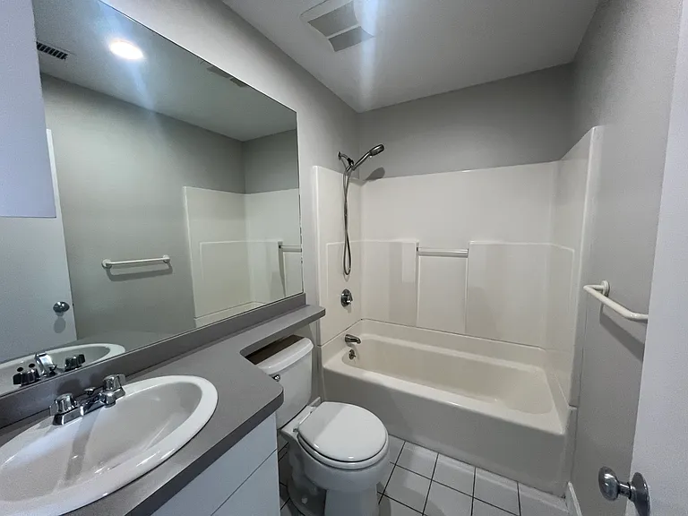 Deacon Court - 1661 Washington Street — Photo 166