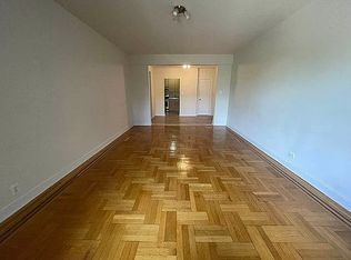 125 Ocean Pkwy #5R, Brooklyn, NY 11218