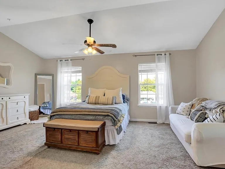 Top-level Master Suite - With spacious walk-in closet