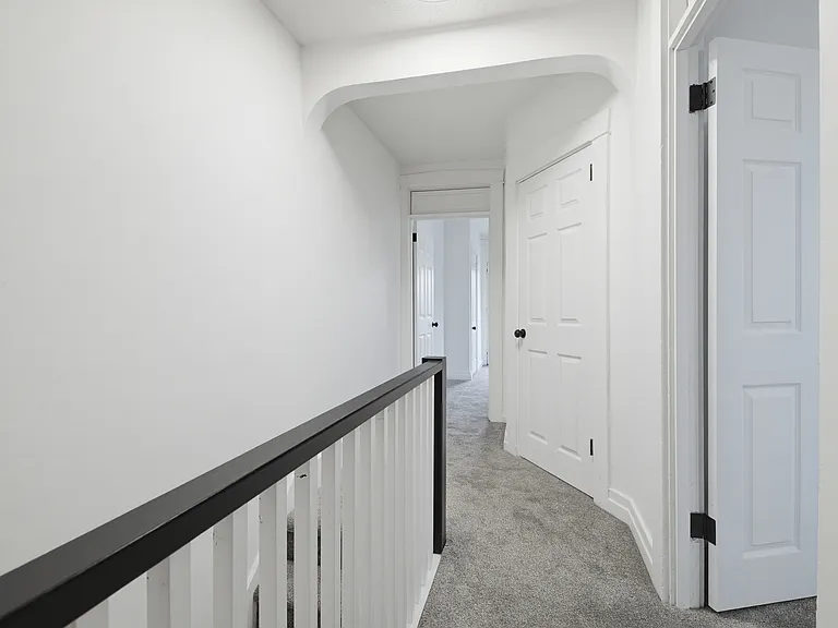 340 E Frederick St — Photo 20