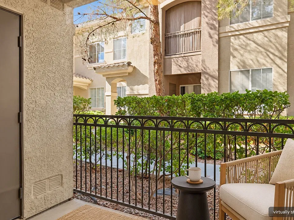 9050 W Warm Springs Rd #1086