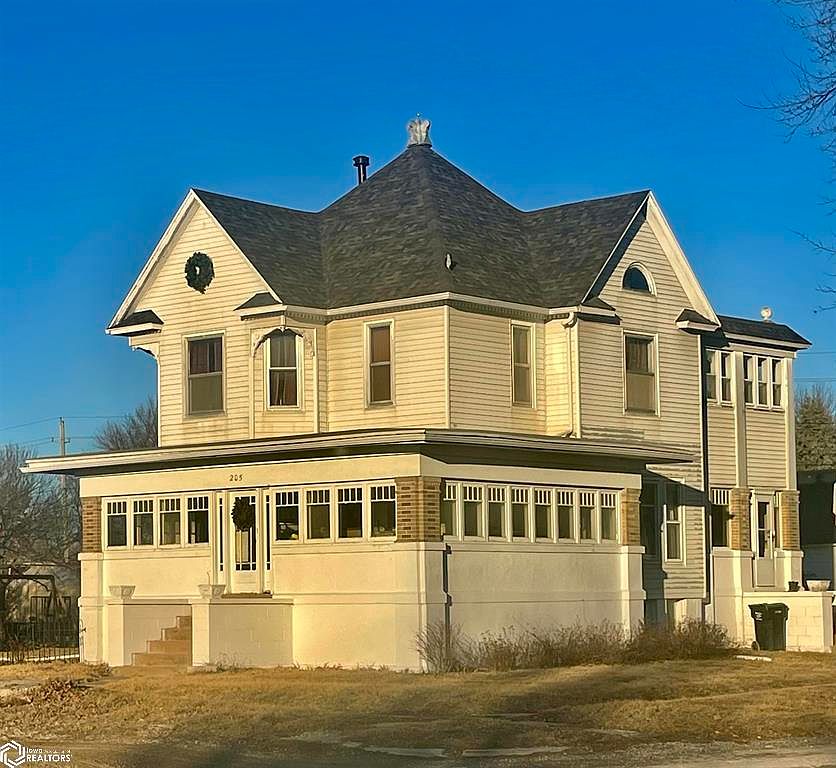 205 S Main St, Blakesburg, IA 52536 Zillow