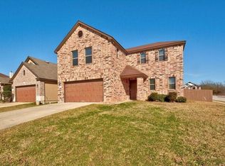 900 Oatmeal Dr, Pflugerville, TX 78660