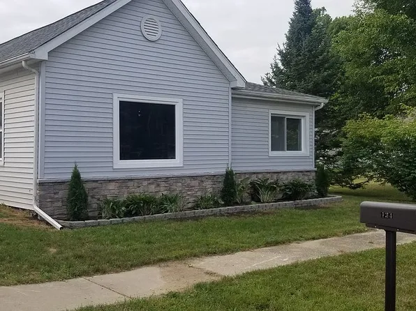 134 2nd St, Metamora, MI 48455