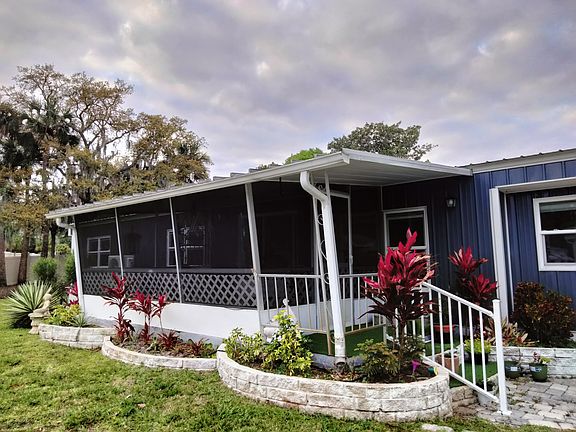 2nd image of 63 Windward Ct