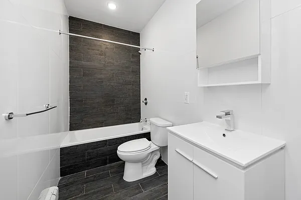 Rented by Compass | media 37