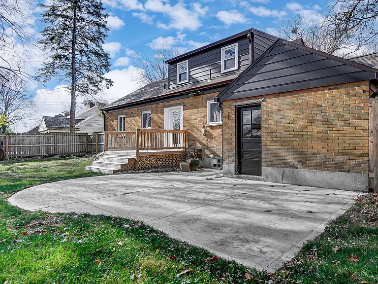 4016 Maricarr Dr — Photo 52