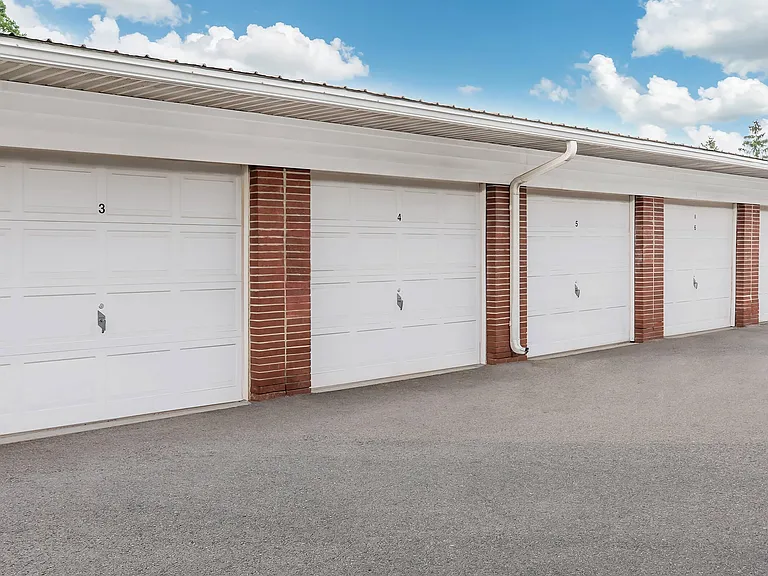 2250 N Triphammer Rd — Photo 13