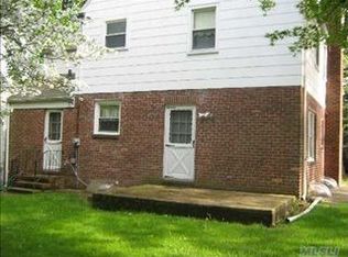 115 Webster Ave, Manhasset, NY 11030