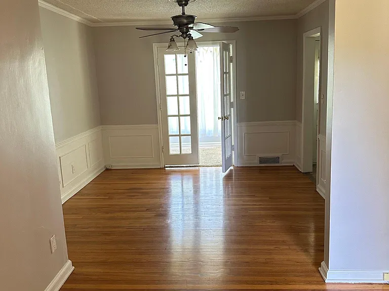 5220 Sycamore Dr — Photo 6
