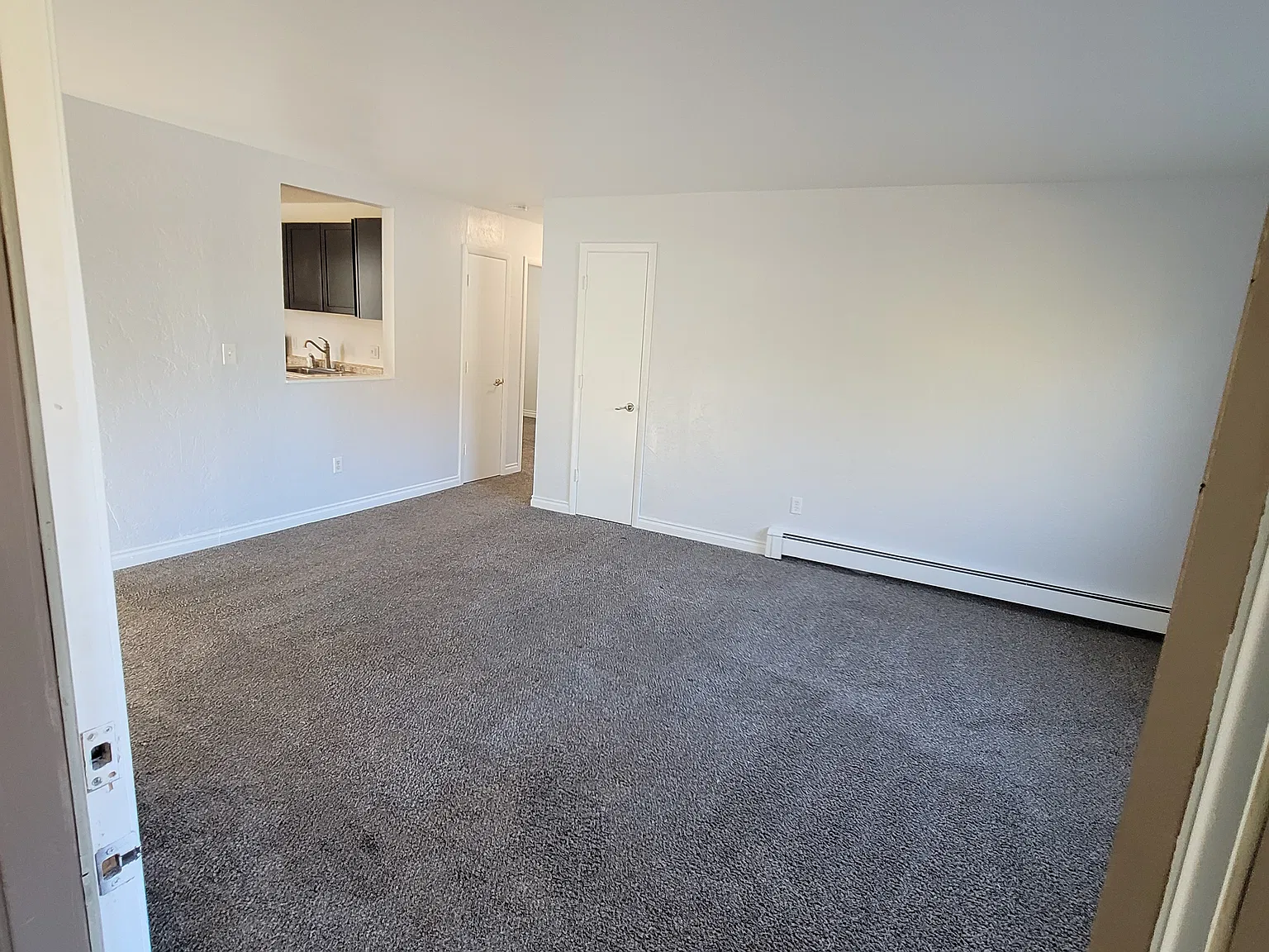 2 bed, 770 sqft, $1,650 — Photo 4