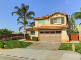 7200 Fairwood Ln, Highland, CA 92346