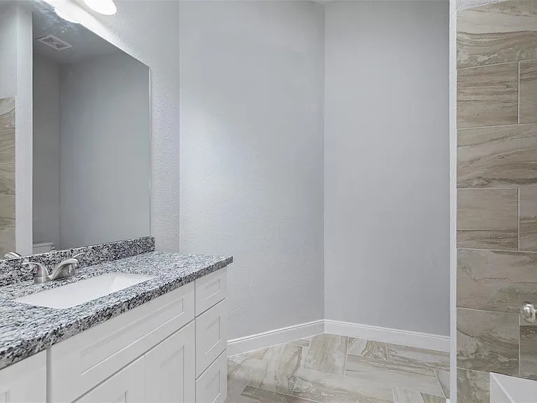 17403 Harmony Hill Dr — Photo 17