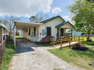 2410 Harris St, Baytown, TX 77521