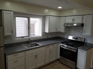 81 Central Ave, Chelsea, MA 02150