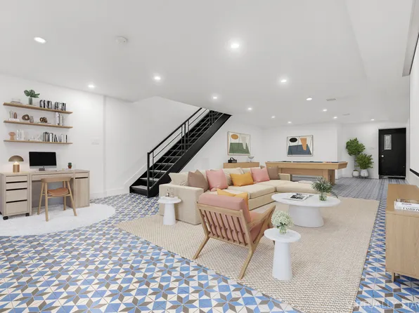 935 Lafayette Avenue image 6 of 13