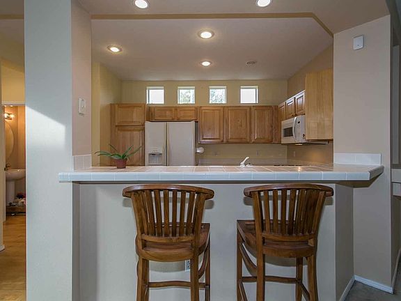 2nd image of 6335 NE Copper Beech Dr
