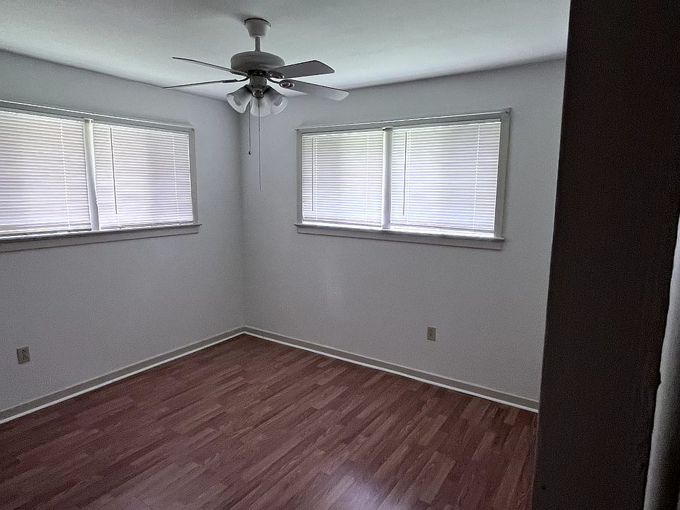 1st image of 3022 Wilshire Dr