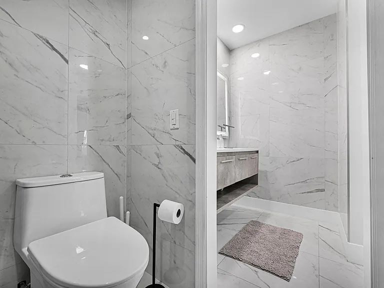 6279 Bay Club Dr #3 — Photo 30