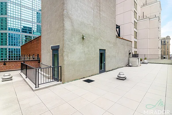 Rented by Mirador Real Estate | media 16