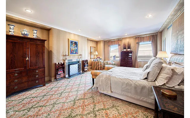 Sold by Douglas Elliman | media 5