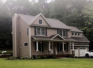 561 County Route 22, Middletown, NY 10940