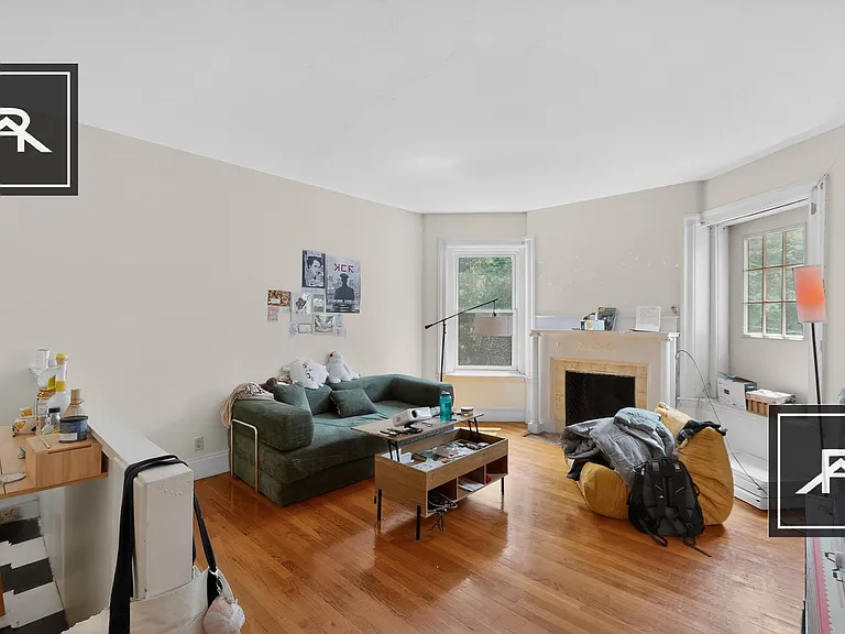 1073 Beacon St #6 — Photo 2