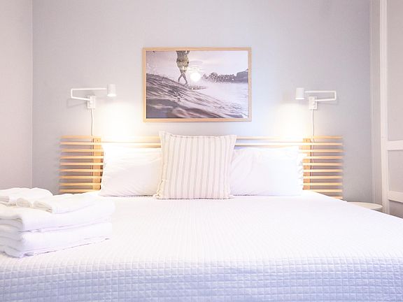 Master bedroom with king sized, highly rated 12" Zinus memory foam mattress