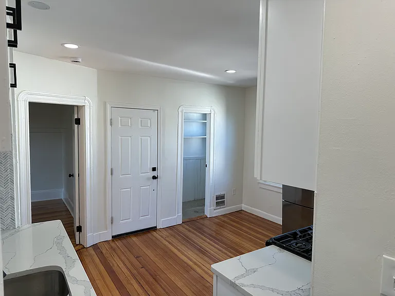 262 Revere Beach Pkwy #2 — Photo 5