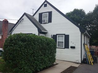 203 Glenellen Rd, West Roxbury, MA 02132