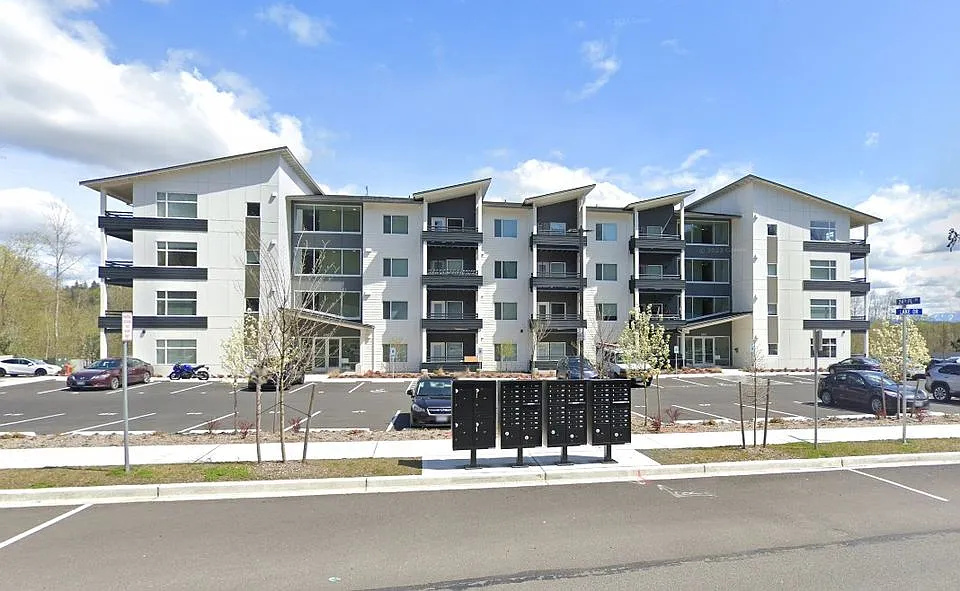 Lake Drive Apartments