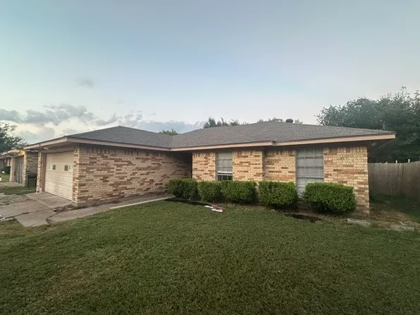 4804 Platte Dr, Balch Springs, TX 75180