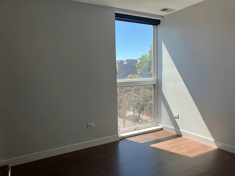 HIGHPOINT Lakeview on Sheffield — Photo 10