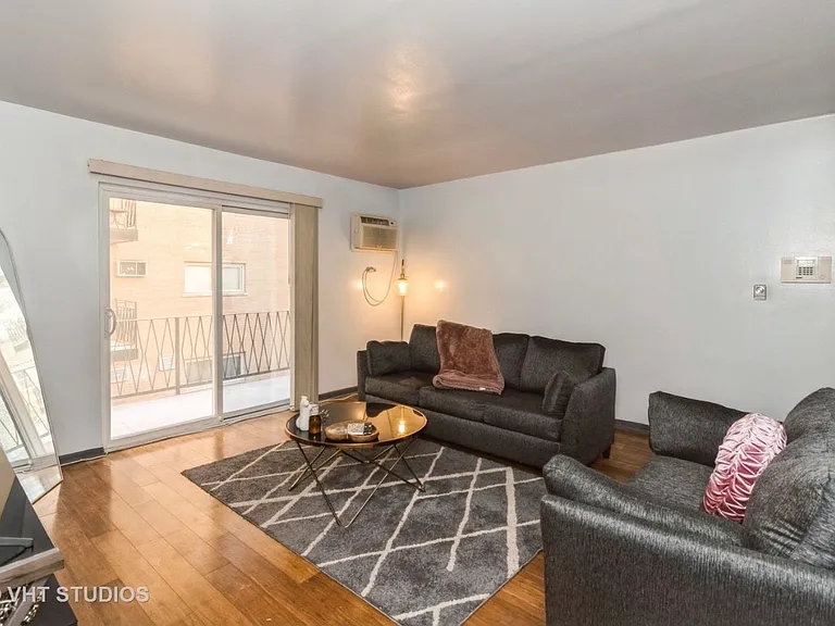 7428 Washington St — Photo 5