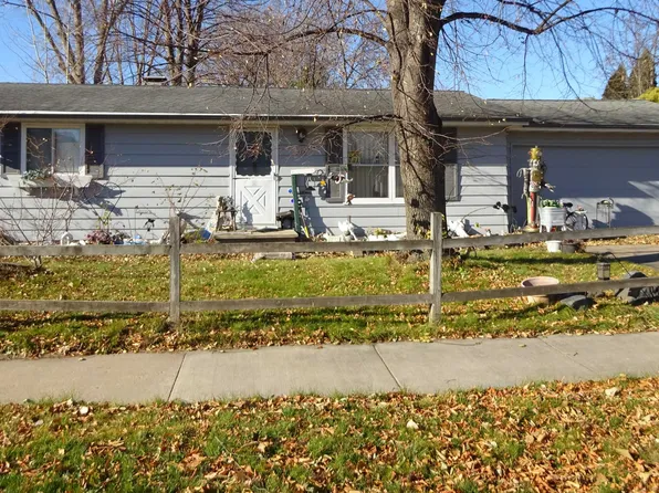 805 Greenfield Trl, Oshkosh, WI 54904