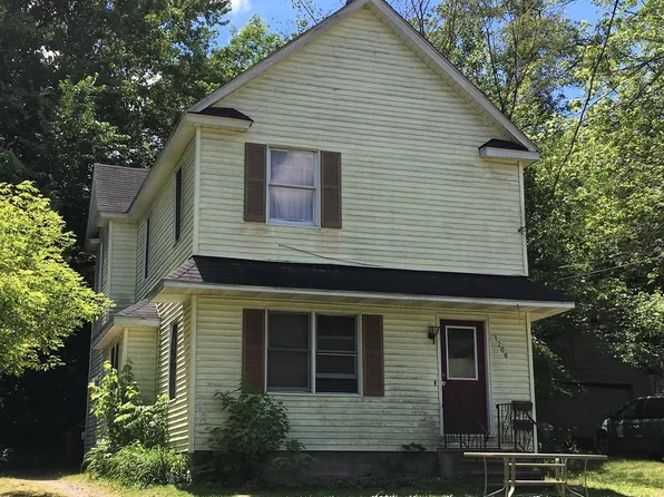 1208 Palmer Ave, Kalamazoo, MI 49001