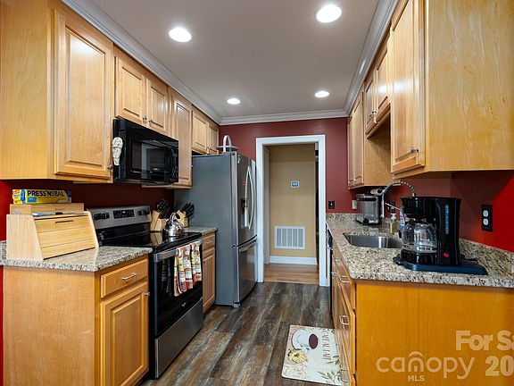 4th image of 24376 Endy Rd