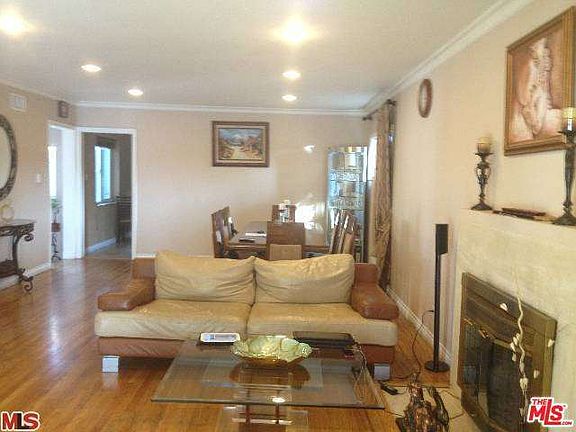 3rd image of 7117 Teesdale Ave