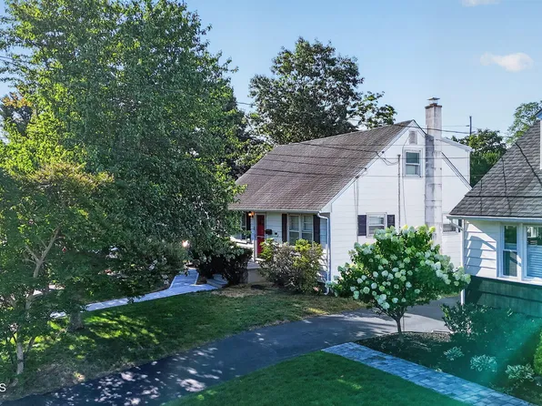 705 Park Ave, Spring Lake, NJ 07762
