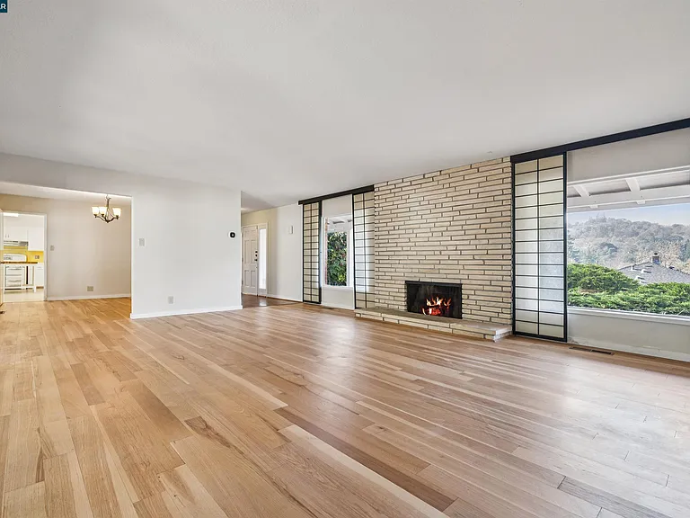 818 Solana Dr — Photo 3