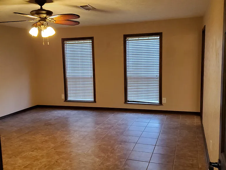 103 Sherry Dr — Photo 10