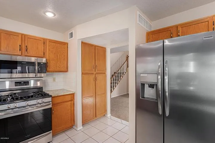 1326 W Clear Spring Dr — Photo 12