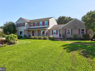 956 Buckwalter Rd, Lititz, PA 17543